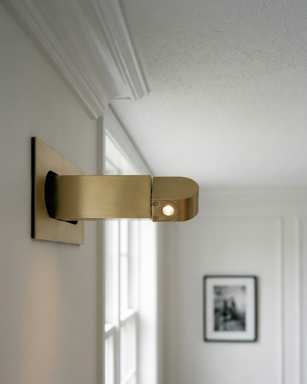 Semi-Circle LED Wall Light – Gold or Dark Grey
