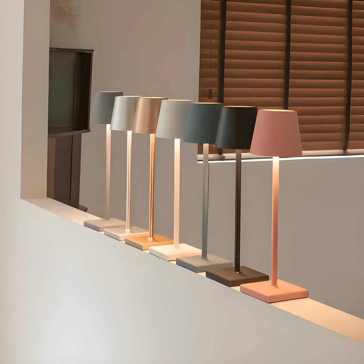 Cordless Waterproof LED Table Lamp – Rechargeable, 7 Colors