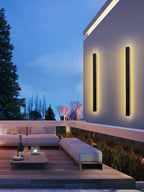 Linear LED outdoor wall light