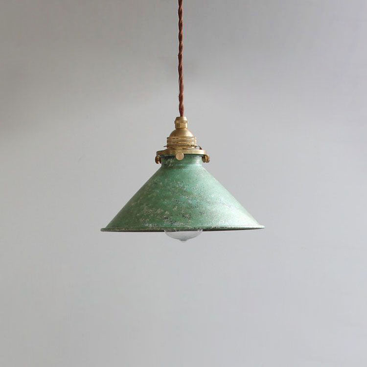 Vintage Industrial Cone Pendant Light – Rustic Finish