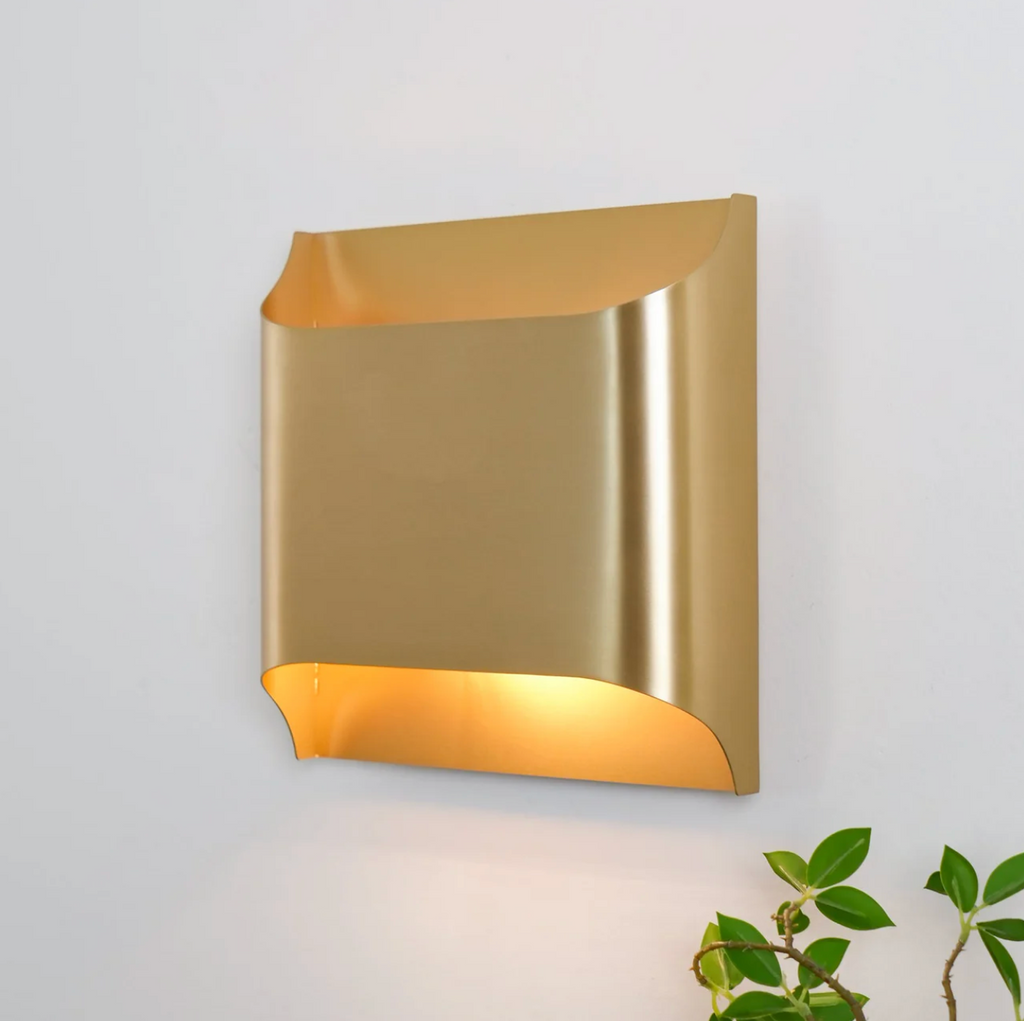 Up-Down LED Wall Lamp – Aluminum Cube, Black or Gold