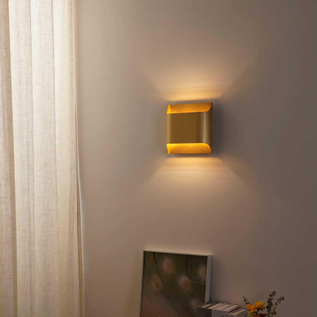 Up-Down LED Wall Lamp – Aluminum Cube, Black or Gold