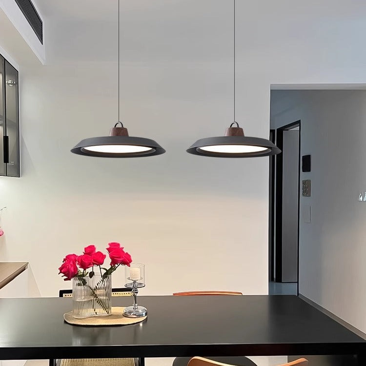 Scandinavian Oval Pendant Light – Black or White