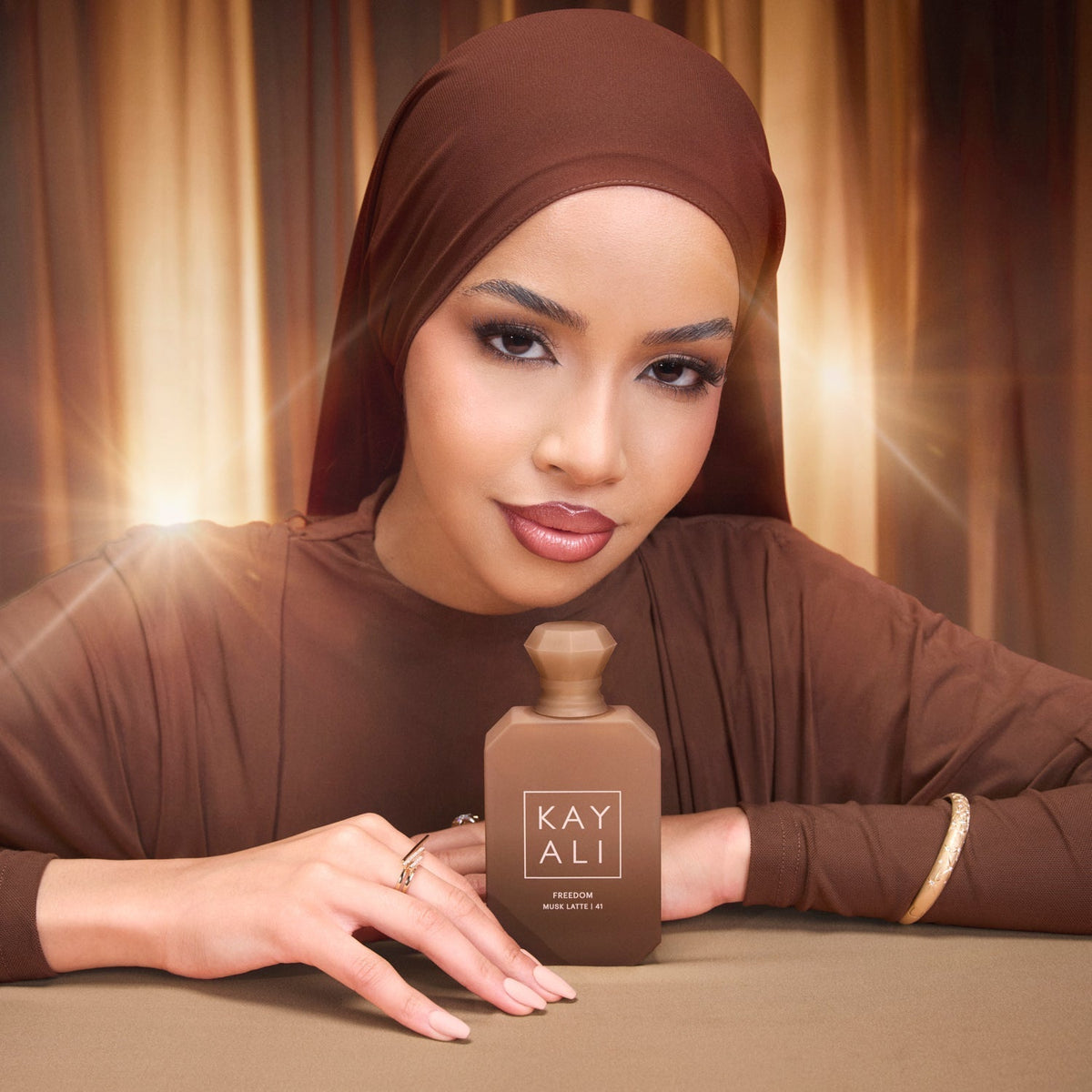 KAYALI Freedom Musk Latte | 41 - view 6 | BROKLEN