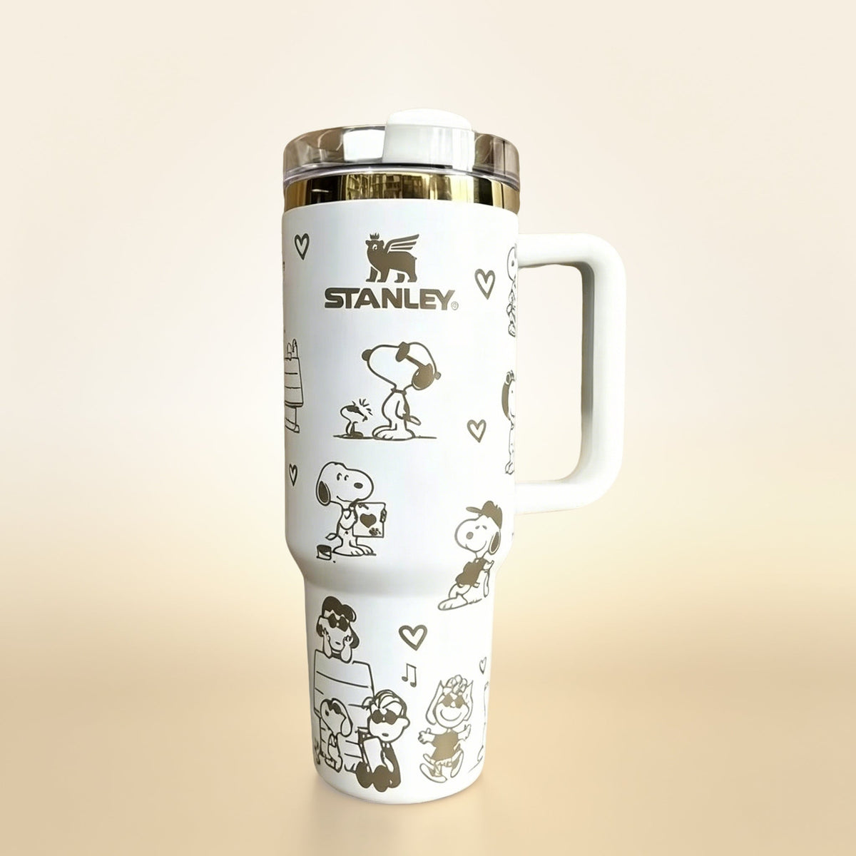 Stanley Snoopy 40oz White Tumbler with Handle and Straw | BROKLEN