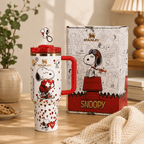 Stanley Snoopy Love Hearts Tumbler - view 2 | BROKLEN