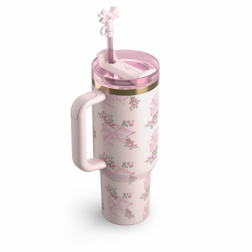 Stanley x LoveShackFancy Holiday Quencher Tumbler 40oz (Second Colourway) - view 3 | BROKLEN