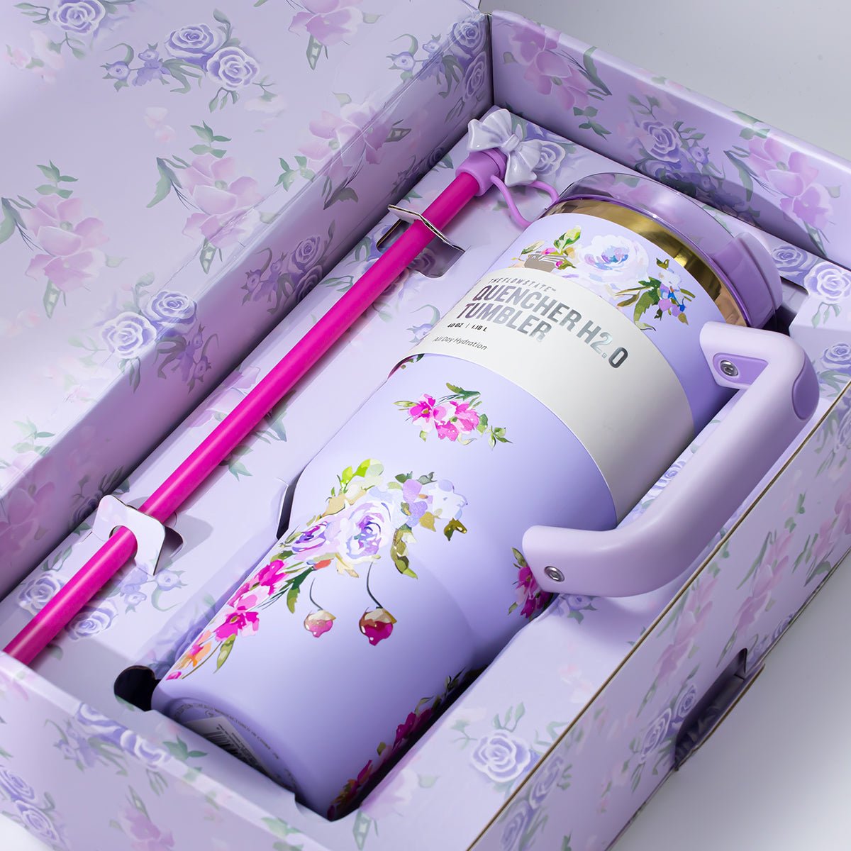 Stanley x LoveShackFancy Lavender Tumbler 1200ml - view 5 | BROKLEN